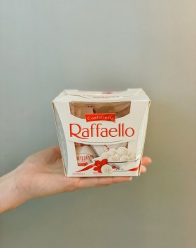 КОНФЕТЫ RAFFAELLO